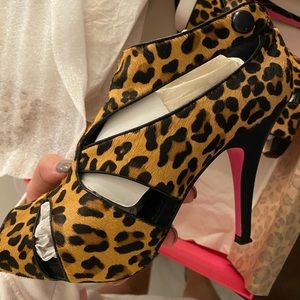 Cheetah Betsy Johnson heels